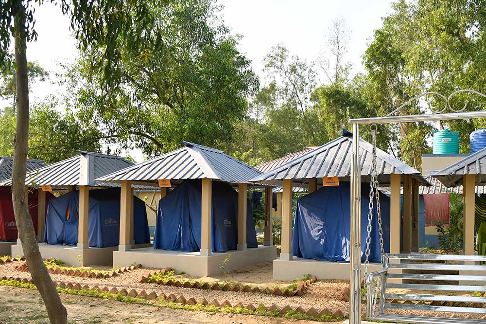 Bikers-Camping-Tent-3